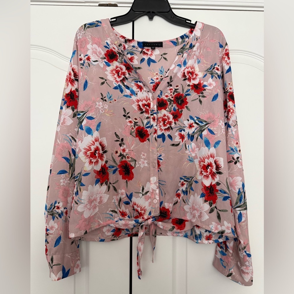 Sanctuary Large Pink Floral Button-Up Blouse